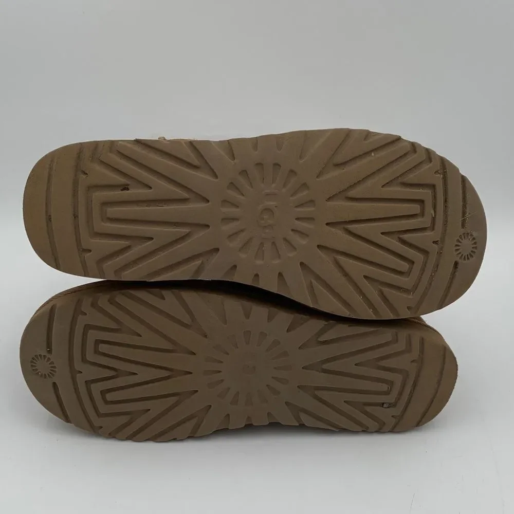 UGG Bailey Button Mini Chestnut Shearling Boots Size 9